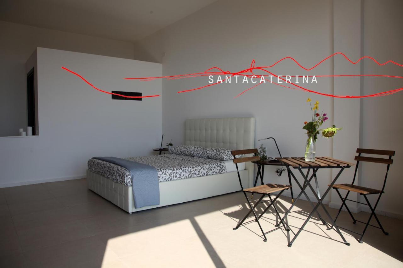 Four-Bedroom House,1263580648:JPEG